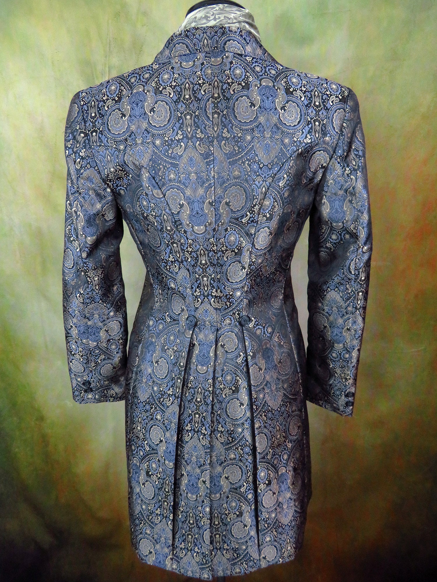 Classiques Entier - Golden Embroidered Brocade Jacket w/ Velvet Sz M –  Current Boutique